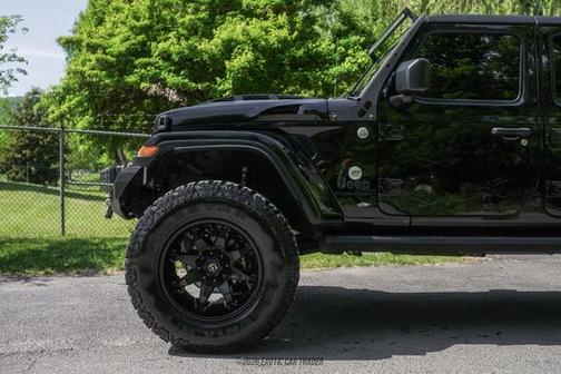 Black Clearcoat 2021 Jeep Gladiator Sport S