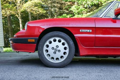 1988 Alfa Romeo Spider Quadrifoglio