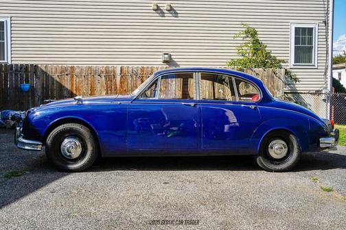 1967 Jaguar Mark II 