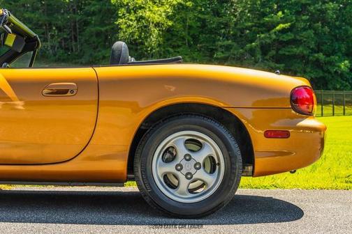 1999 Mazda MX-5 Miata