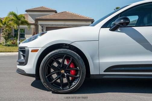 2024 Porsche Macan GTS