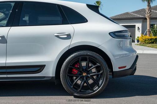 2024 Porsche Macan GTS