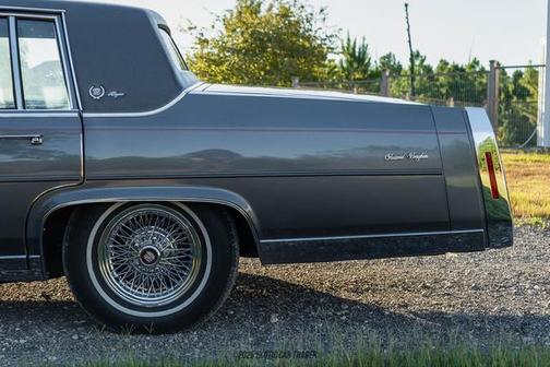 1988 Cadillac Brougham 4dr Sedan