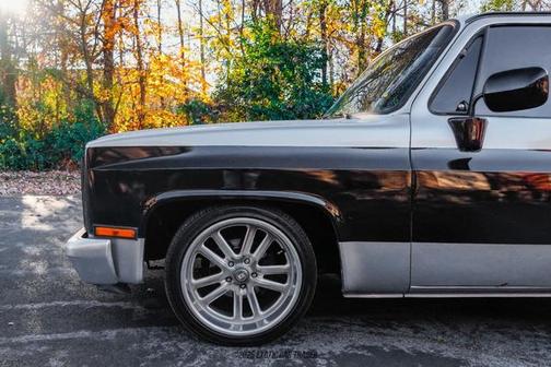 1984 Chevrolet Pickup Truck Base