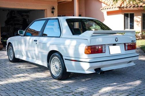 Alpine White 1988 BMW M3 Base