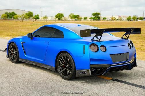2017 Nissan GT-R Premium