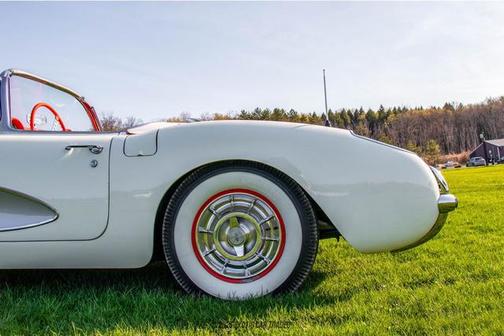 1957 Chevrolet Corvette Base