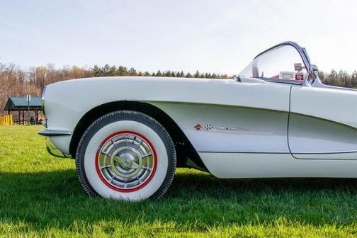 1957 Chevrolet Corvette Base