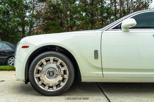 2015 Rolls-Royce Ghost Base