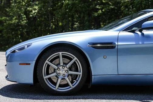 Glacier Blue 2007 Aston Martin V8 Vantage Base