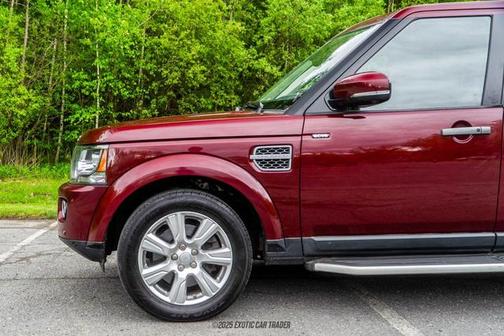 2016 Land Rover LR4 Base