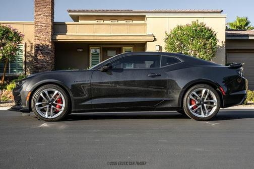 Panther Black Metallic Tintcoat 2024 Chevrolet Camaro 2SS