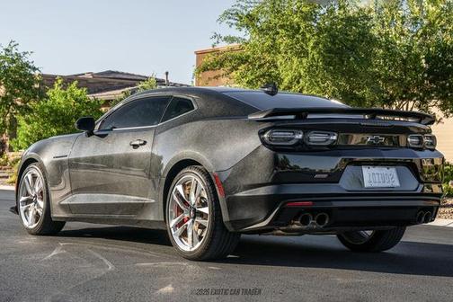 Panther Black Metallic Tintcoat 2024 Chevrolet Camaro 2SS