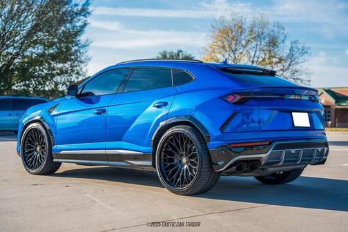 2019 Lamborghini Urus 