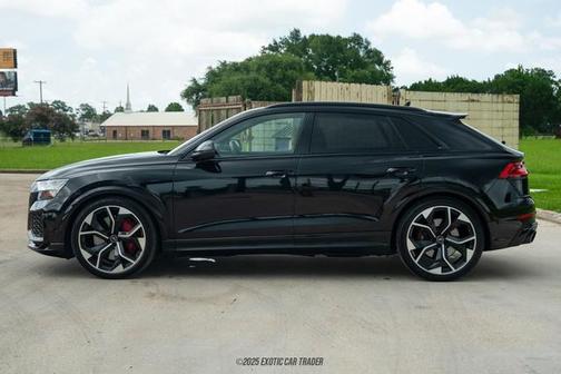 2024 Audi RS Q8 4.0T