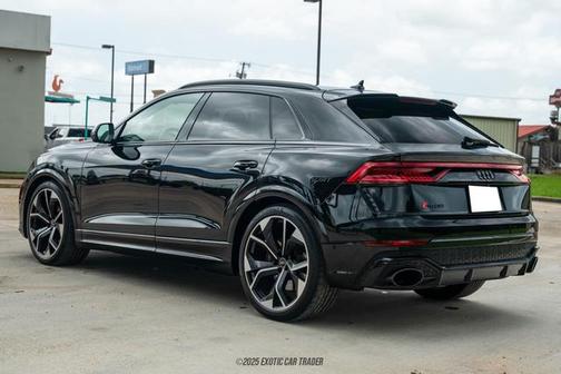 2024 Audi RS Q8 4.0T