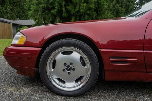 Magma Red 1999 Mercedes-Benz SL-Class
