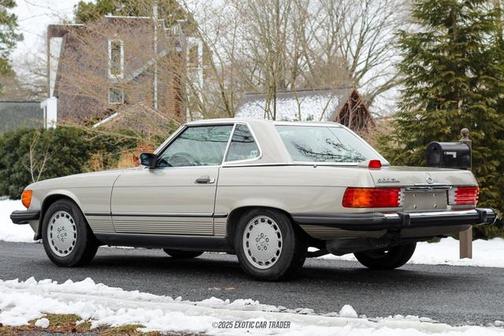 1987 Mercedes-Benz S-Class 560 SL