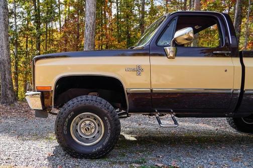 1986 Chevrolet Pickup Truck Base