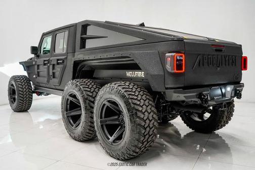 2025 Jeep Gladiator Nighthawk
