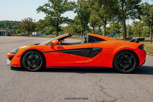 2019 McLaren 570S Base