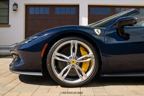 2025 Ferrari 296 GTS 