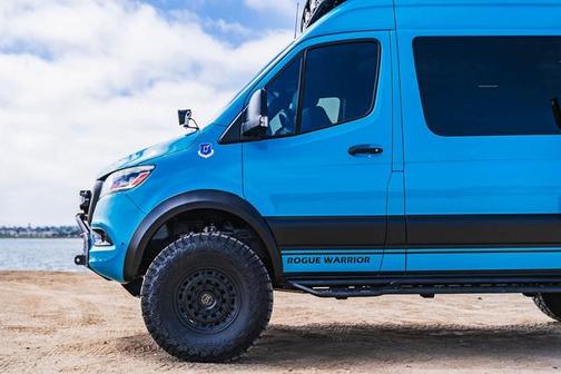 2024 Mercedes-Benz Sprinter 2500 Standard Roof