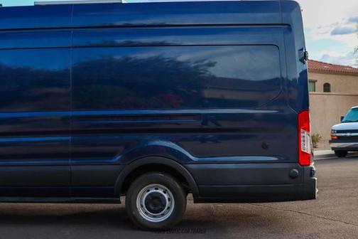 2022 Ford Transit-250 Base