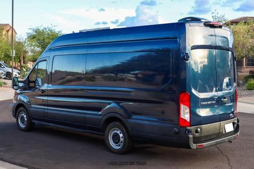 2022 Ford Transit-250 Base