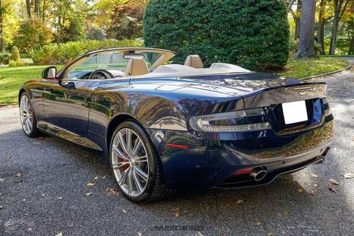 2015 Aston Martin DB9 
