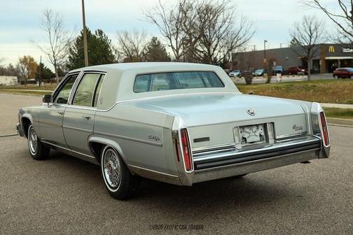 1986 Cadillac Fleetwood Brougham