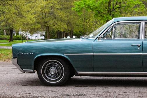 1964 Pontiac Catalina 4-Door Sedan