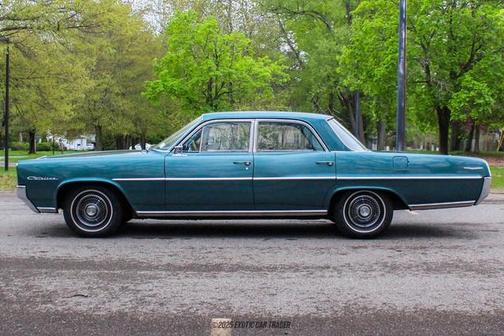 1964 Pontiac Catalina 4-Door Sedan