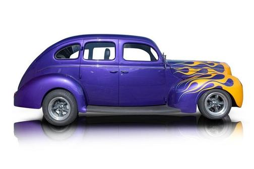 1939 Ford Deluxe Base