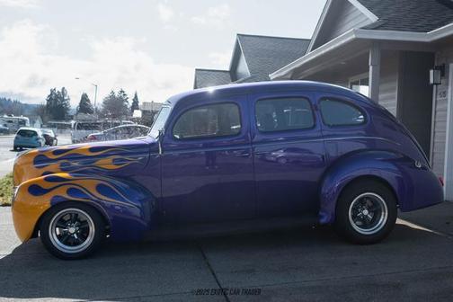 1939 Ford Deluxe Base