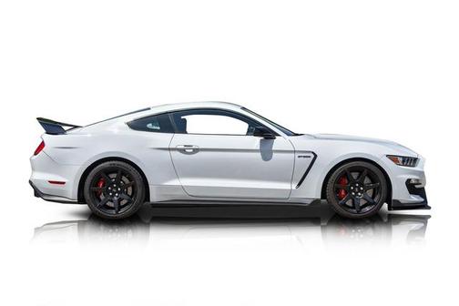 2016 Ford Shelby GT350R Base