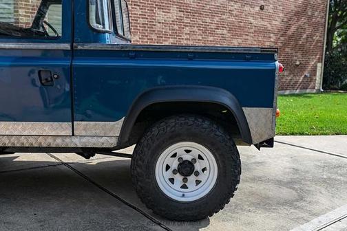 1984 Land Rover Defender Pickup