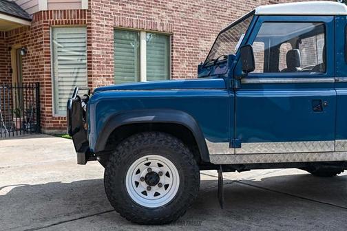 1984 Land Rover Defender Pickup