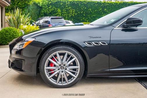2024 Maserati Quattroporte Modena Ultima Q4