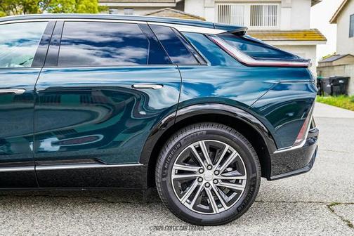 2025 Cadillac LYRIQ Luxury w/1SC