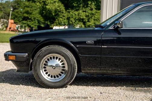 British Racing Green 1988 Jaguar XJ6