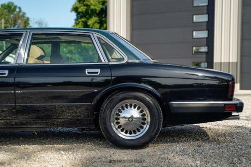 British Racing Green 1988 Jaguar XJ6