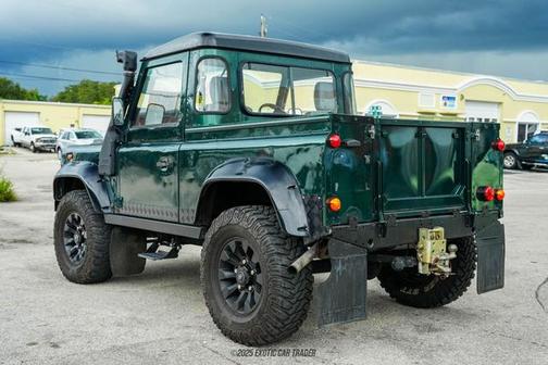 1993 Land Rover Defender Pickup