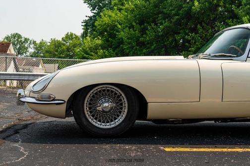 1967 Jaguar XKE Base