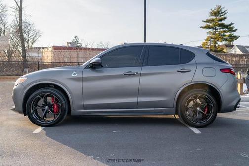 2019 Alfa Romeo Stelvio Quadrifoglio