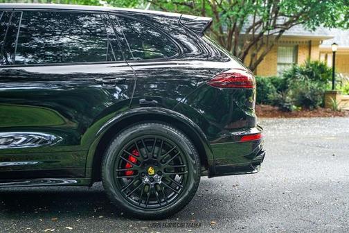 2017 Porsche Cayenne GTS