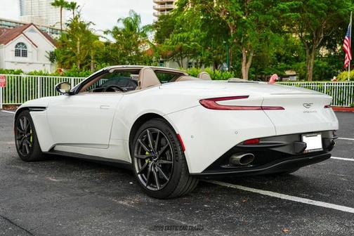 2019 Aston Martin DB11 Volante