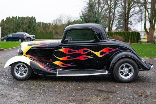 1933 Ford Model 40 Coupe