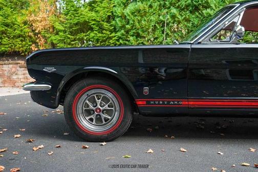 1965 Ford Mustang Base