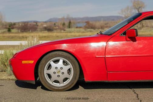 1988 Porsche 944 